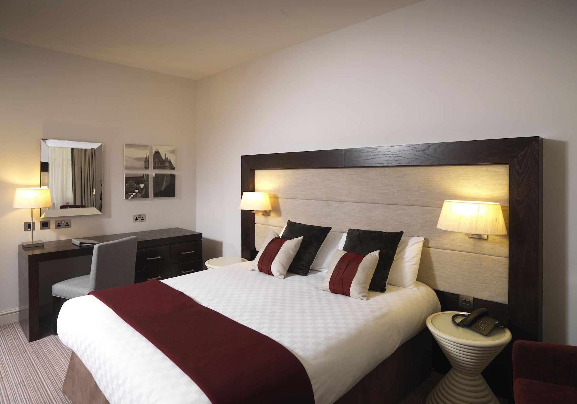 Thistle London Holborn Exterior photo